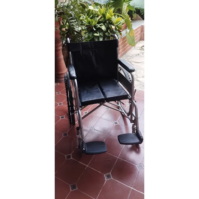 Silla De Ruedas Usada Resistente Y Duradera - ¡impecable!