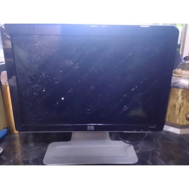 Monitor Hp 17  Usado Y Funcional Con Pantalla Con Desgaste