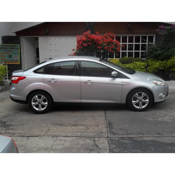Ford Focus 2.0 Trend L4 At