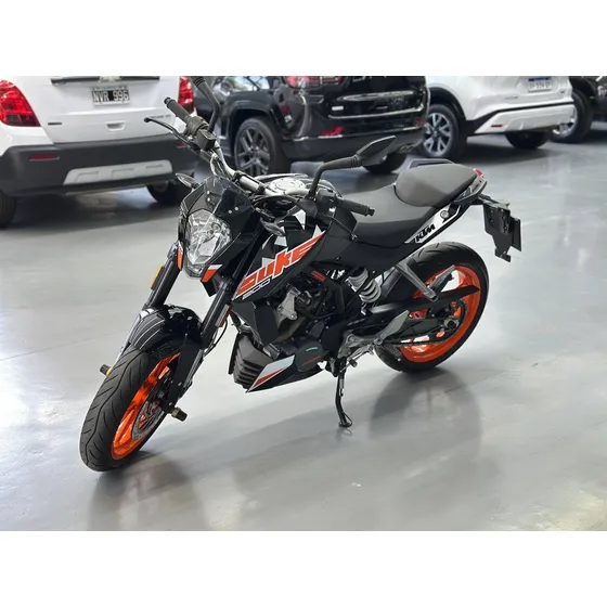 Ktm Duke 200 /// 2023 - 9.000km