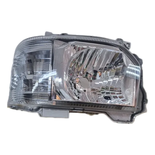 Faro Derecho Toyota Hiace 2017-2023 Original