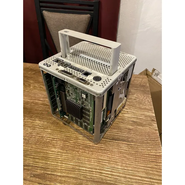 Power Mac G4 Cube Leer Descripción