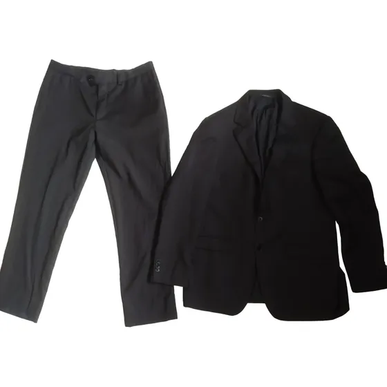 Terno De Hombre Usado Disponible En Stock.
