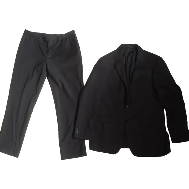 Terno De Hombre Usado Disponible En Stock.