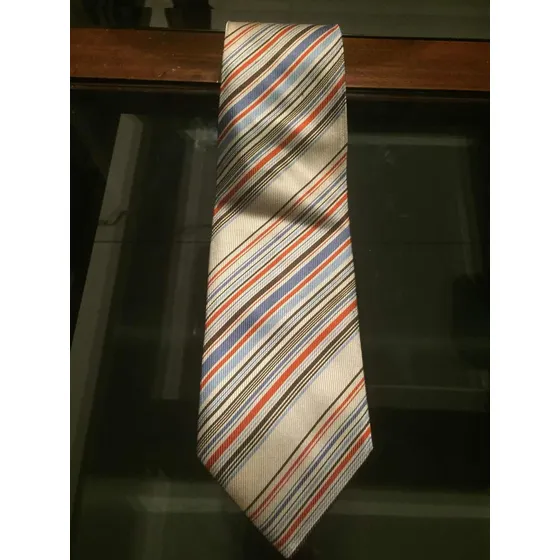 Corbata Hugo Boss 100% Seda Blanco Y Azul