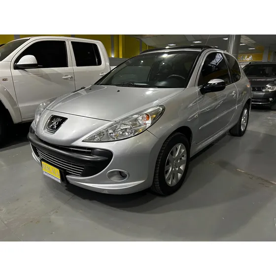 Peugeot 207 1.6 Xt