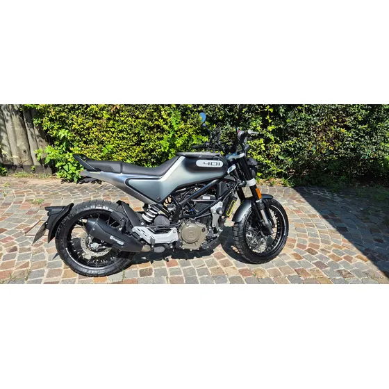 Husqvarna Svartpilen 401 Unico Dueño