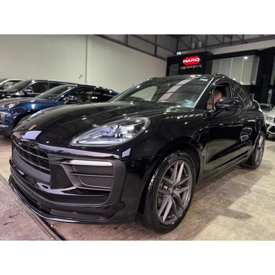 Porsche Macan T