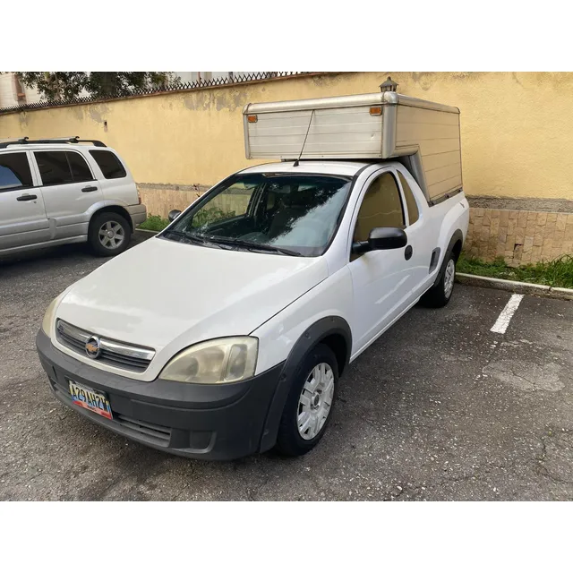 Chevrolet Montana Pick Up