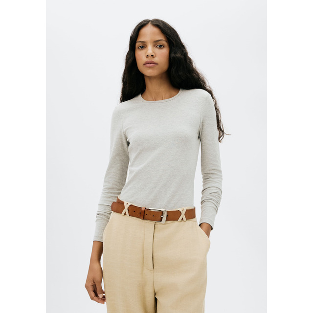 Blusa Feminina Básica Manga Longa Com Elastano Hering Blusa Feminina Básica Manga Longa Com Elastano Hering
