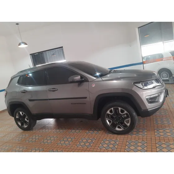 Jeep Compass Compass Trailhawk 2.0 4x4 Dies. 16v Aut.