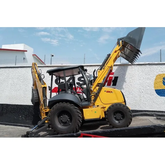 Retroexcavadora New Holland B80c 4wd Kit Nueva
