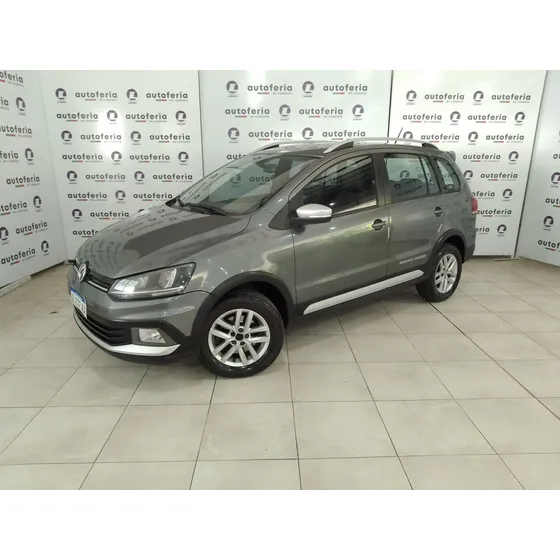 Volkswagen Suran 1.6 Cross Highline L15