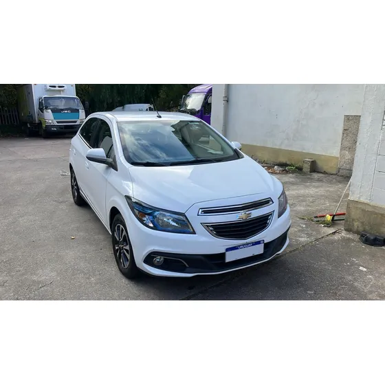 Chevrolet Onix 1.4 Effect
