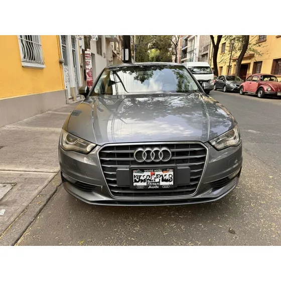 Audi A3 1.8 Sedán Ambiente At