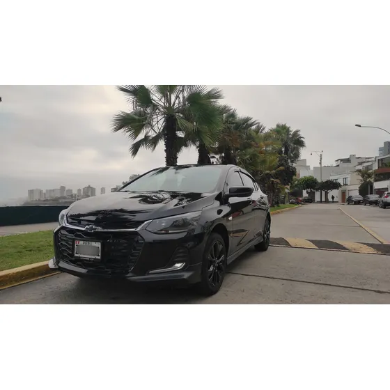 Chevrolet Onix Midnight