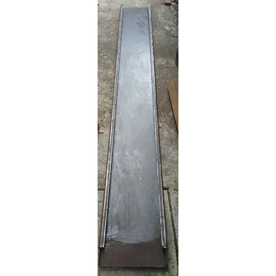 Formaleta Metalica 15 Cm De Ancho X 2.40 M De Largo.