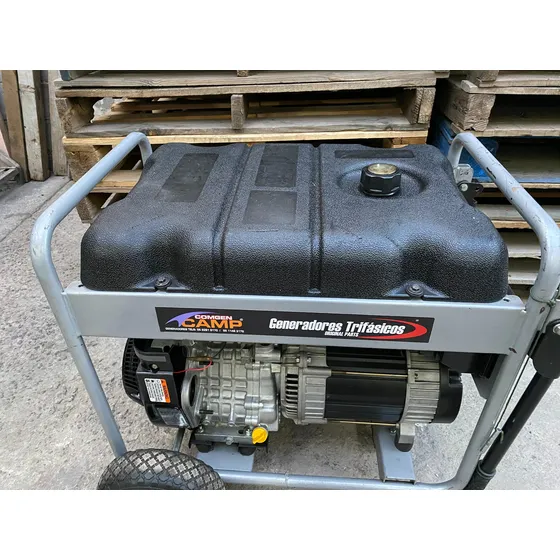 Generador De Luz Briggs Stratton  8000 Watts Trifasasica