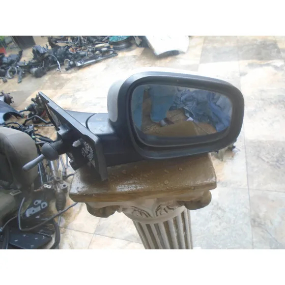 Vendo Retrovisor Derecho De Chevrolet Spark Gt Año 2015
