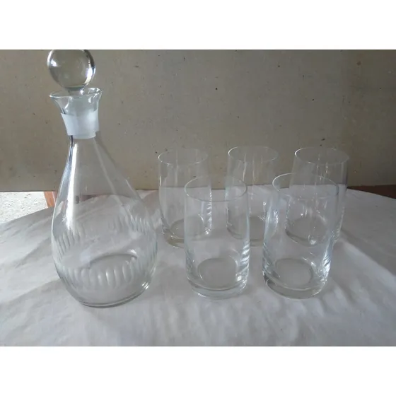 Botella Para Agua Y Vasos De Cristal 