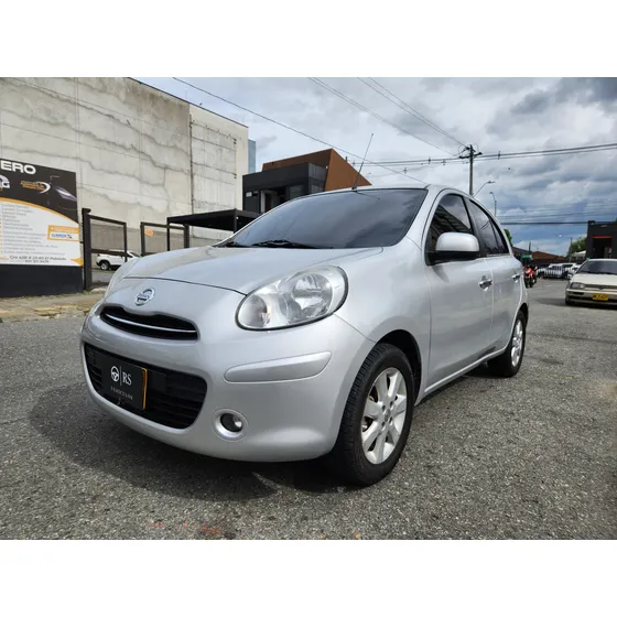 Nissan March 1.6 Advance
