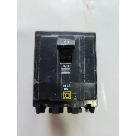 Interruptor Termomagnetico 3 Polos Enchufable 60 Amp Squared