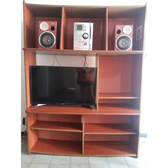 Multimueble De Madera. Usado