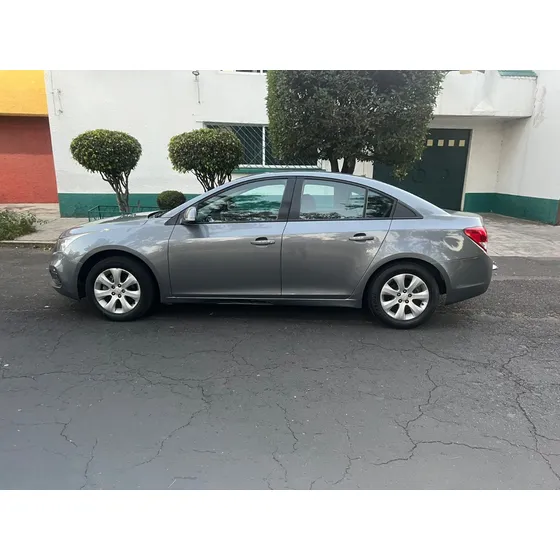 Chevrolet Cruze 1.8 Ls At