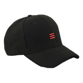 Nueva Gorra De Béisbol Con Visera De Tres Caracteres. Nueva Gorra De Béisbol Con Visera De Tres Caracteres.