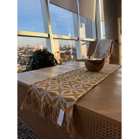 Camino Mesa Chenille Decorativo Nordico 1,60x0,36m Huitrú