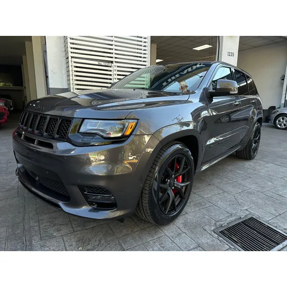 Jeep Grand Cherokee 6.4 Srt-8 At