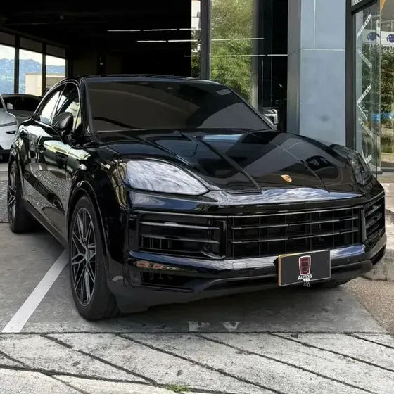 Porsche Cayenne 2024 3.0 E-hybrid