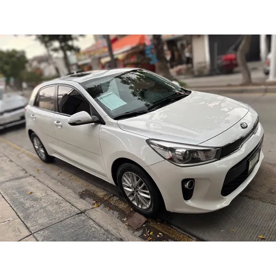 Kia Rio 1.6 Ex Hatchback Mt
