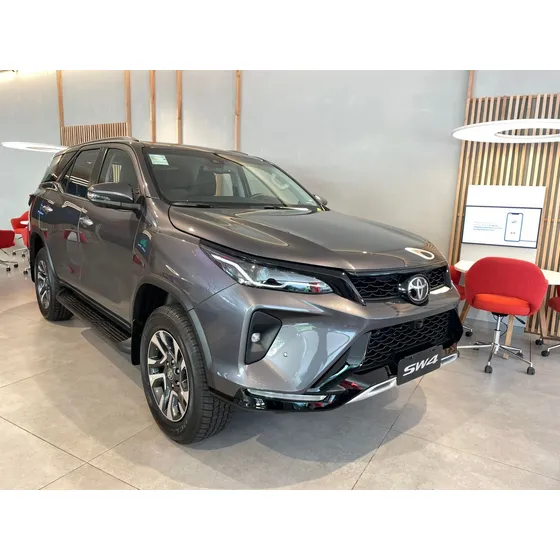 Toyota Sw4 2.8 Srx 204cv 4x4 7as At