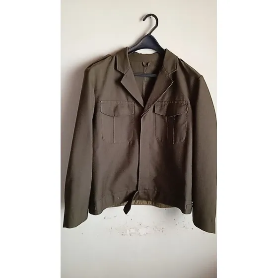 Chaqueta Estilo Militar