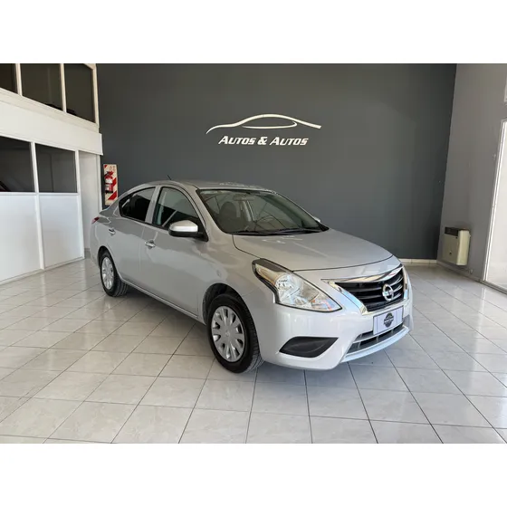 Nissan Versa 1.6 Sense Mt