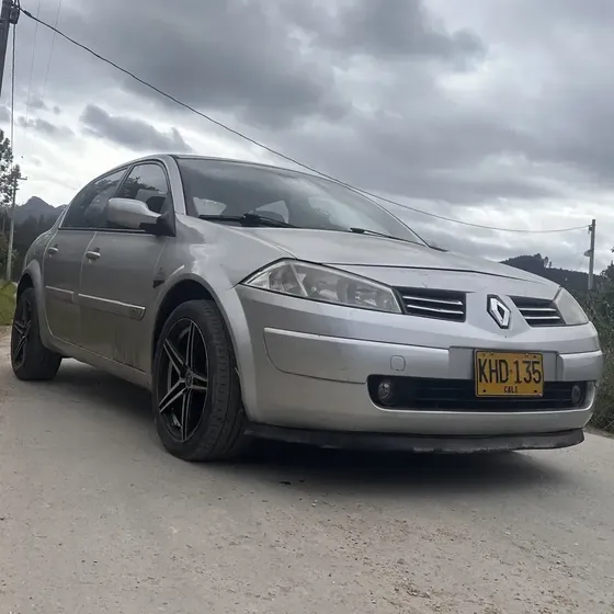 Renault Megane 2 2011 2.0 Odeon