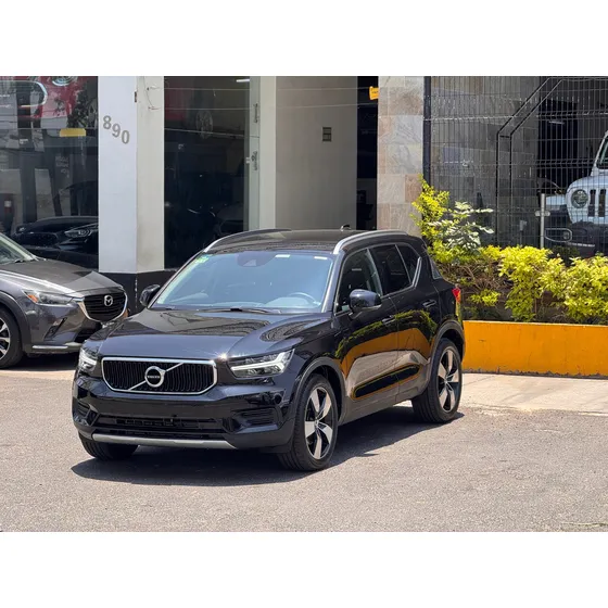 Volvo Xc40 Momentum