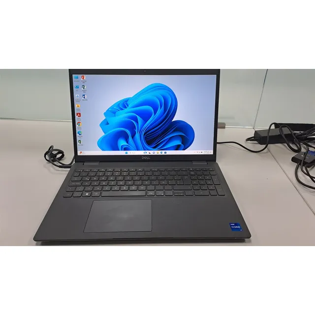Laptop Dell Latitude 3520 15.6  Full Hd, Intel Core I7-1165g
