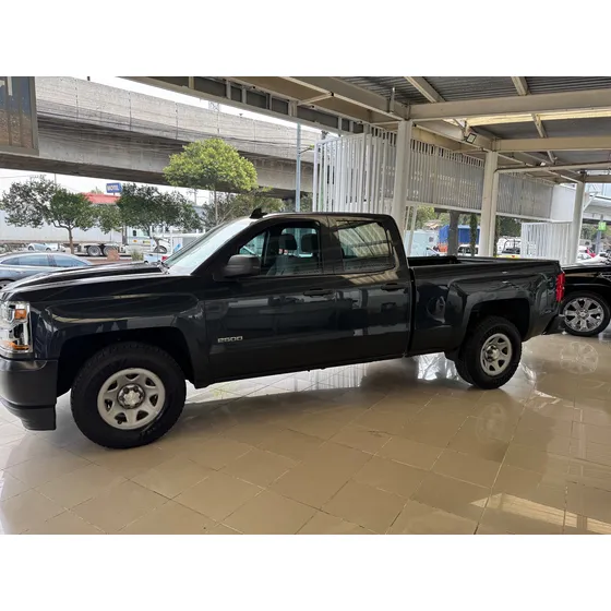 Chevrolet Silverado 5.4 2500 Cab Dob Ls On Star 4x2 At