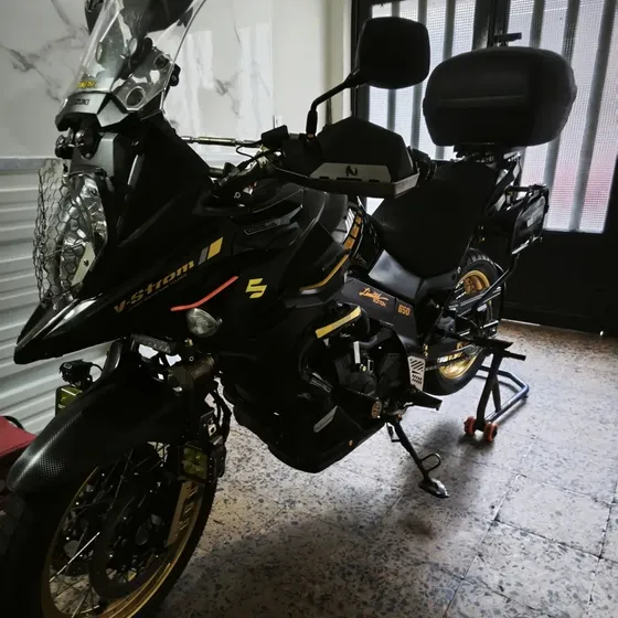 Suzuki Vstrom 650 Xt 