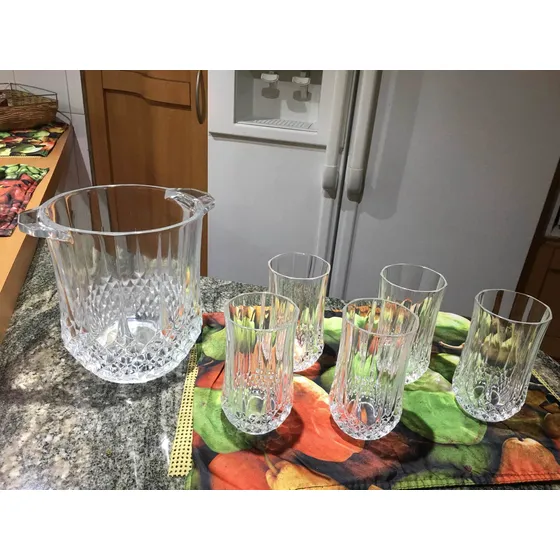 Juego De  Vasos Con Hielera