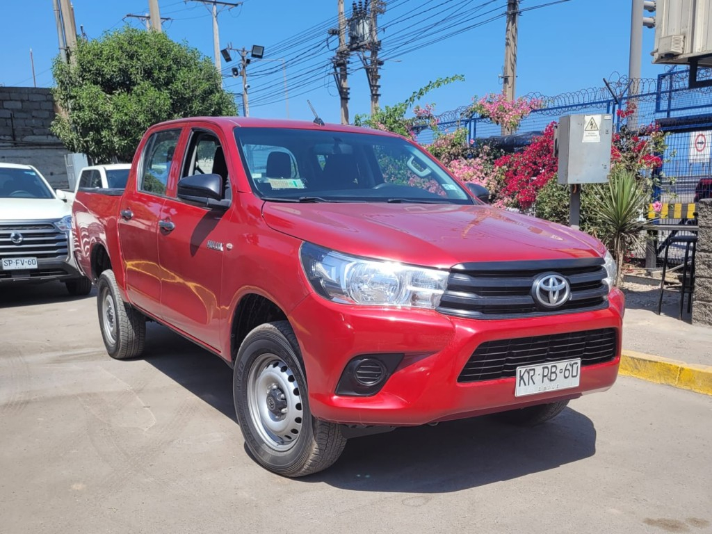 Toyota Hilux Dc 4x2 2.4 D Dx Mt