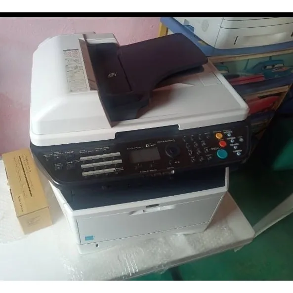 Multifuncional Ecosys M2035 Piezas Blanco