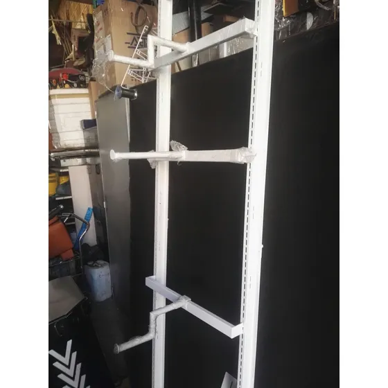 Cremallera Anclar Pared Exhibidor Ropa Desarmable Vitrina