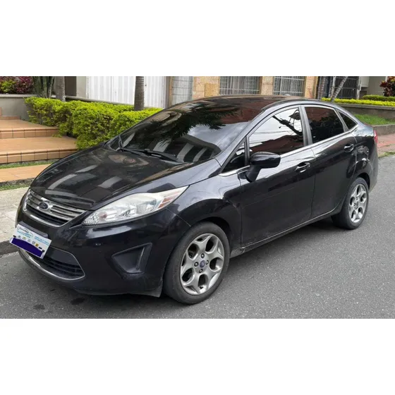Ford Fiesta Full Equipo