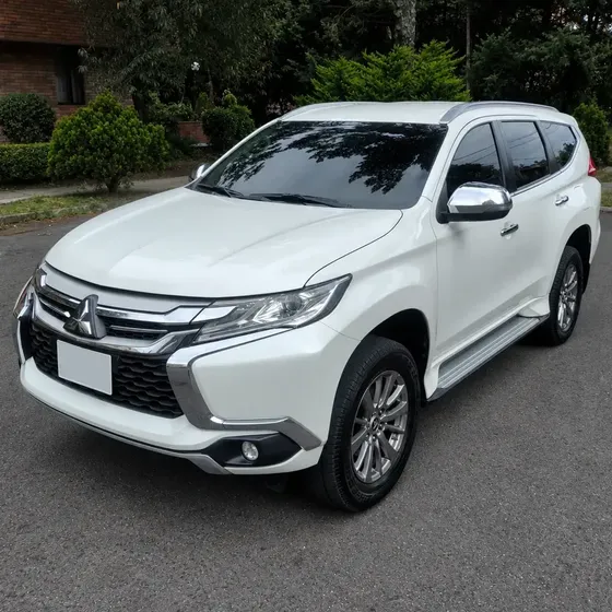 Mitsubishi Montero Sport 2020 3.0 Gls 4x2