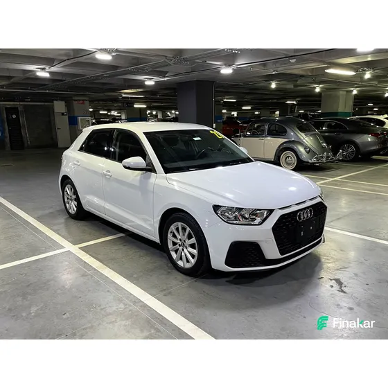 Audi A1 1.0 Cool 5p At