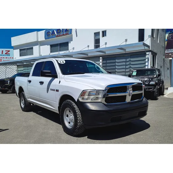 Dodge Ram 2500 5.7 Pickup Crew Cab Slt 4x2 Mt