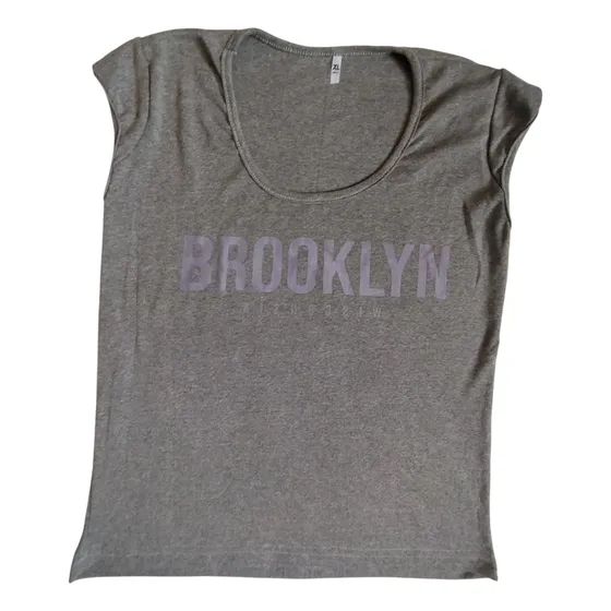Camiseta De  Mujer Nueva! En Stock Disponible.
